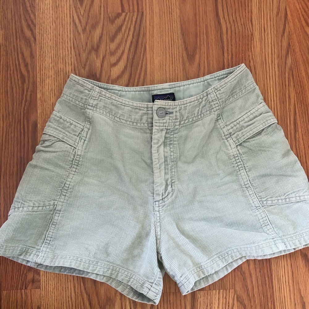 VINTAGE Patagonia woman’s shorts